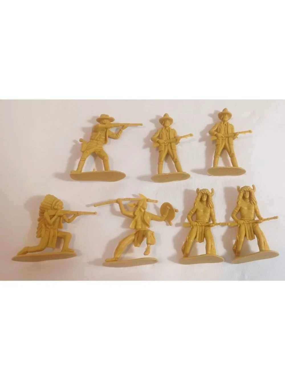 LOT Vintage Western Plastic Figures toys Cowboys Indians horses Teepee Wagon 45P